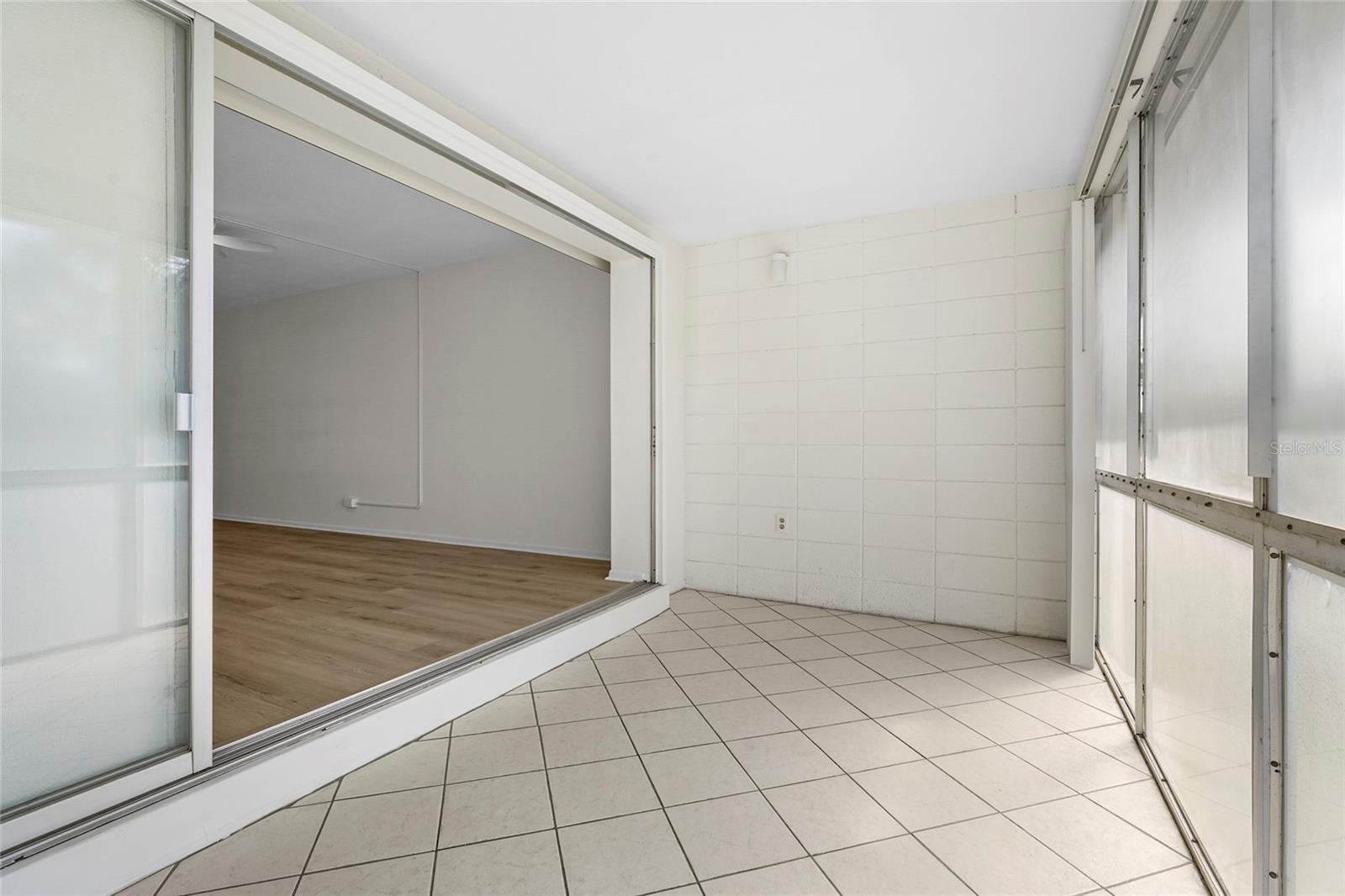 STRATHMORE VILLAGE GREEN - Residential