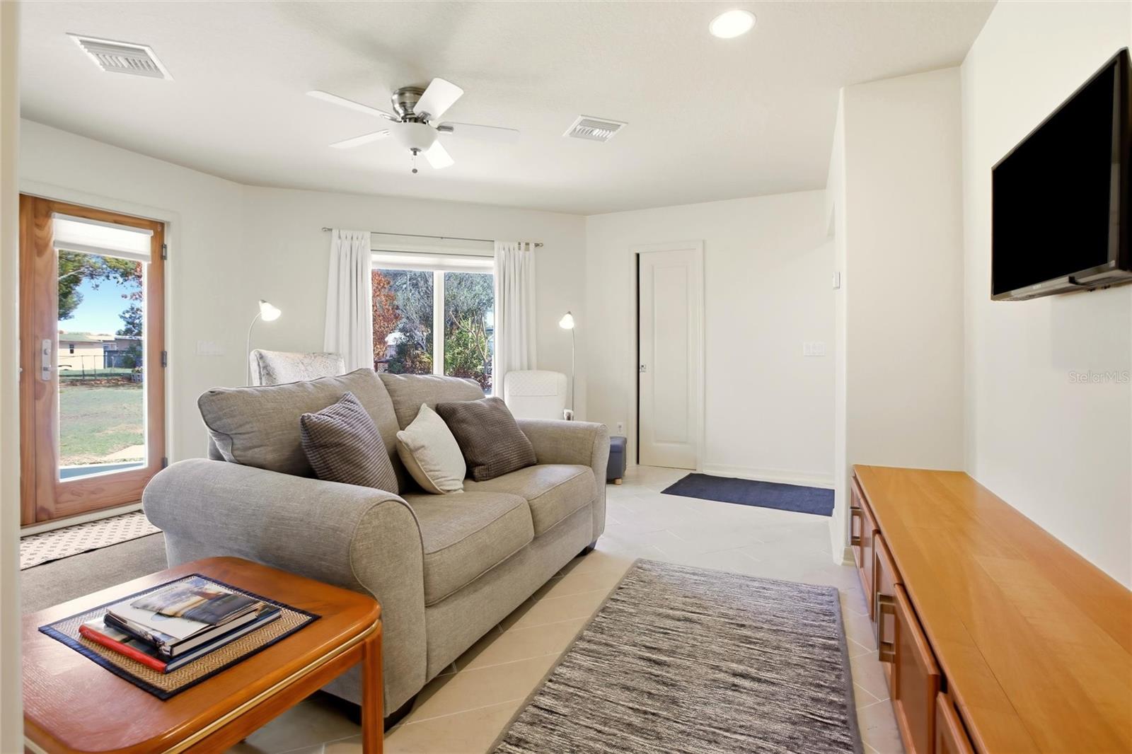 ORANGE GARDENS - Residential