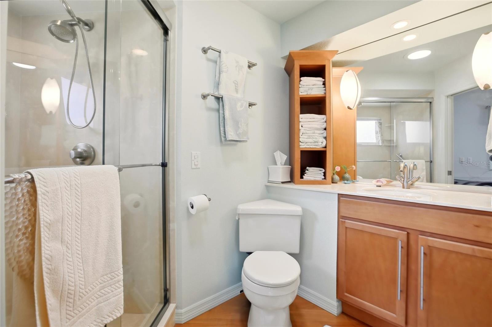 ORANGE GARDENS - Residential