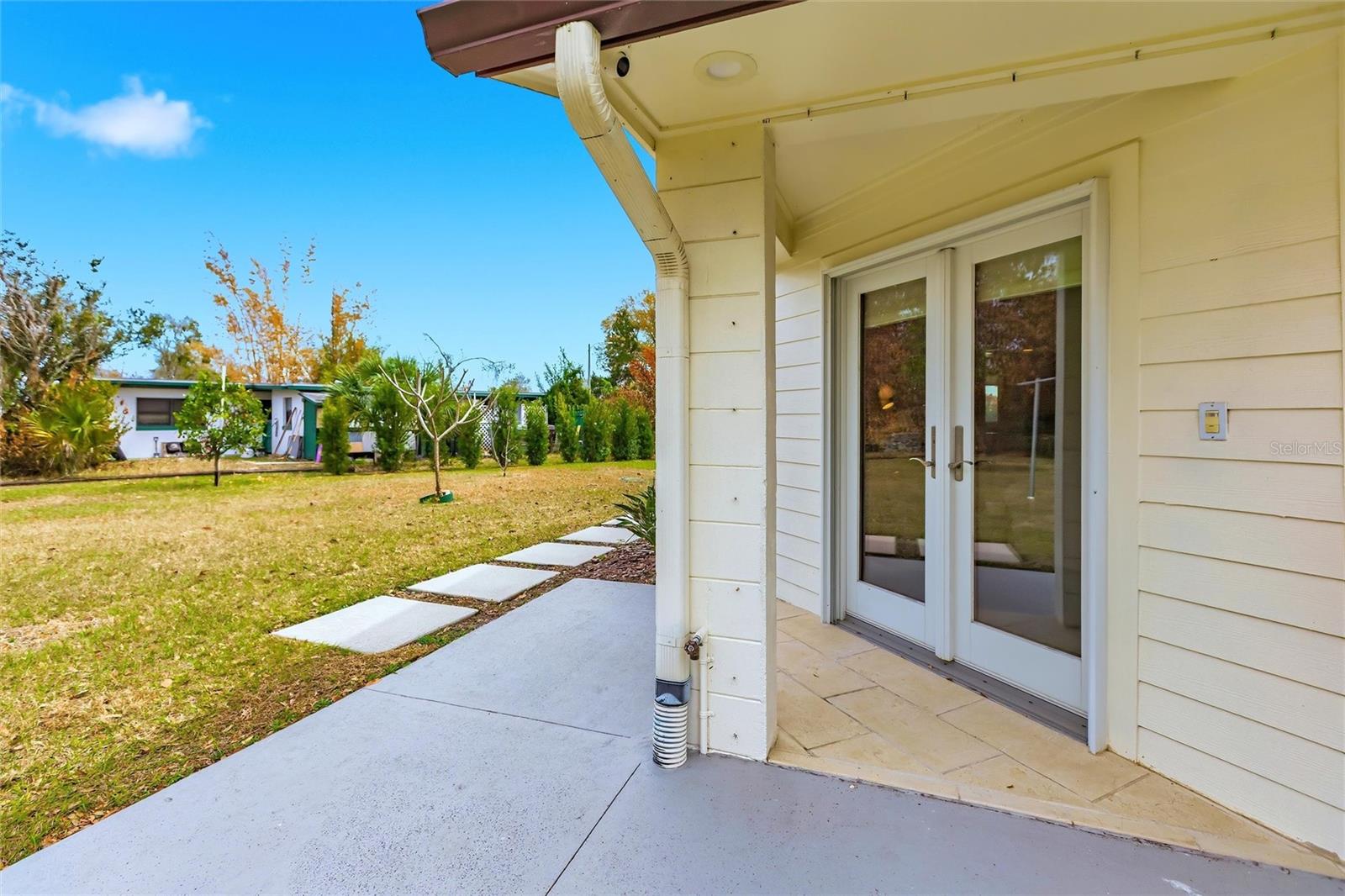 ORANGE GARDENS - Residential