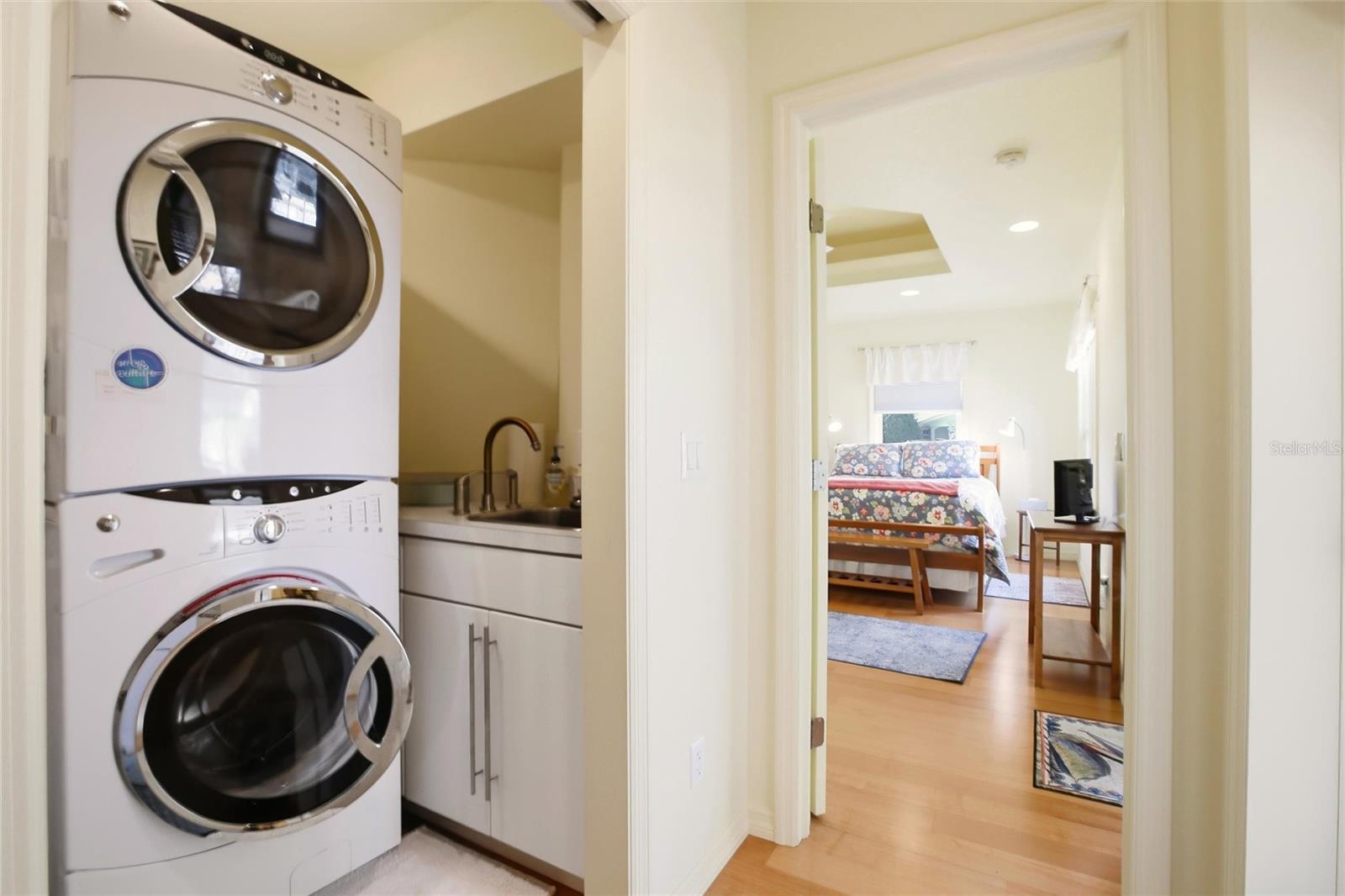 ORANGE GARDENS - Residential