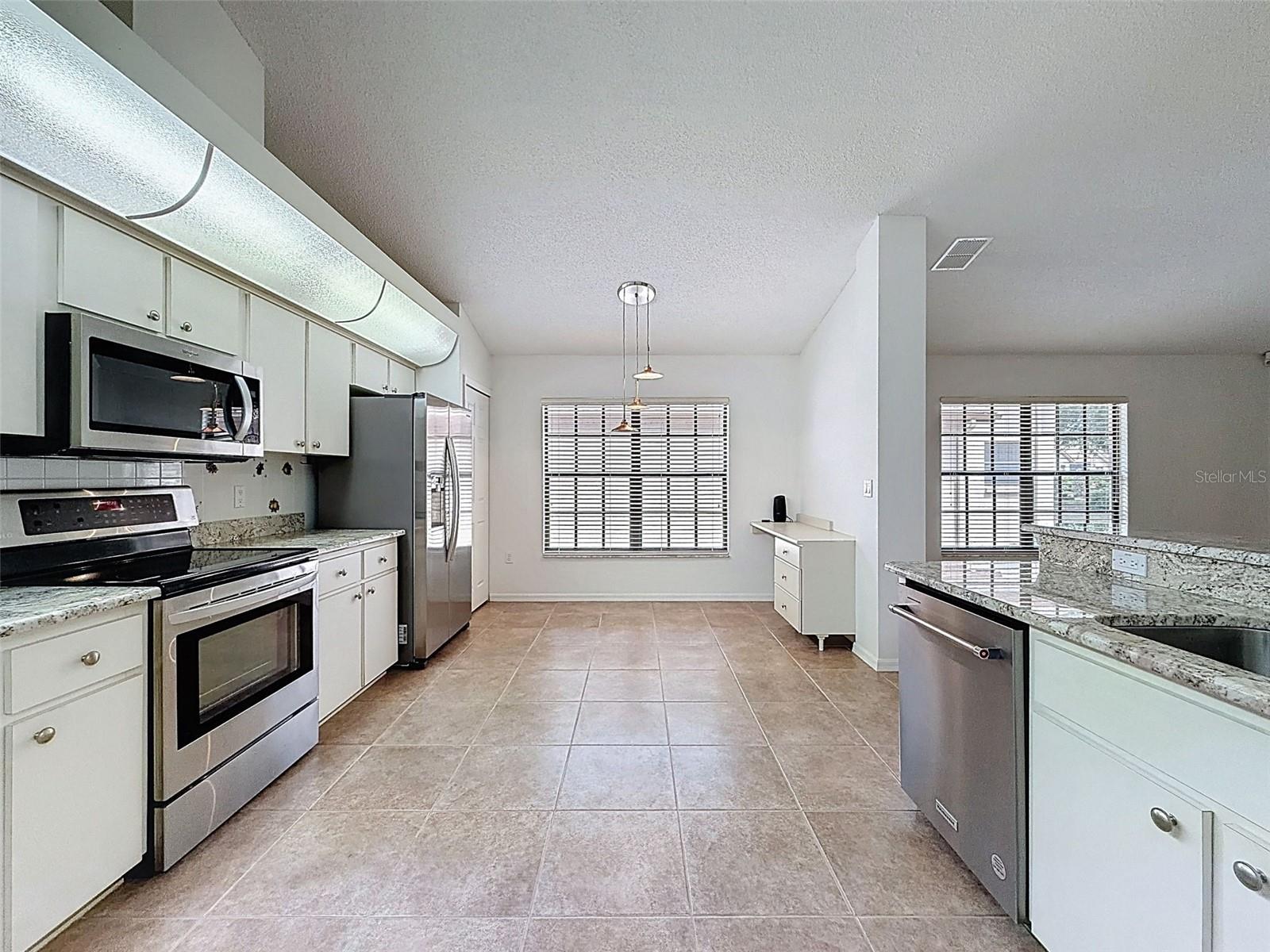 THE PRESERVE AT FAIRWAY OAKS - Residential