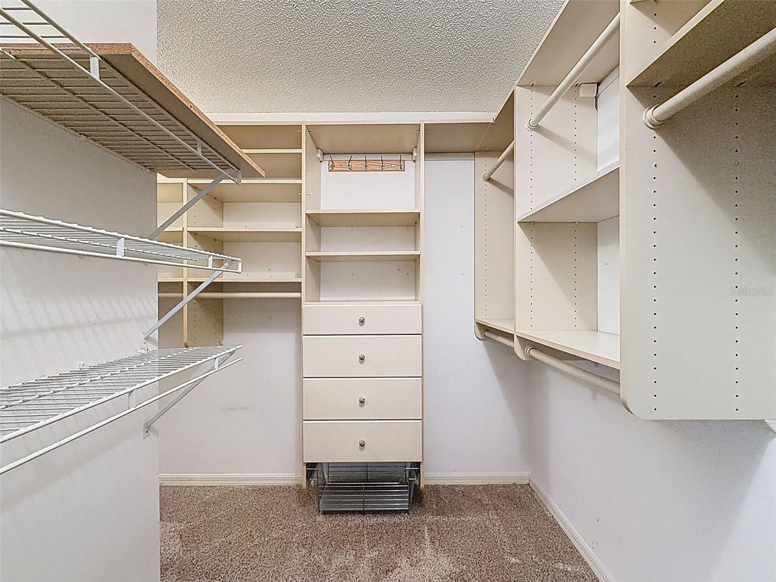 THE PRESERVE AT FAIRWAY OAKS - Residential