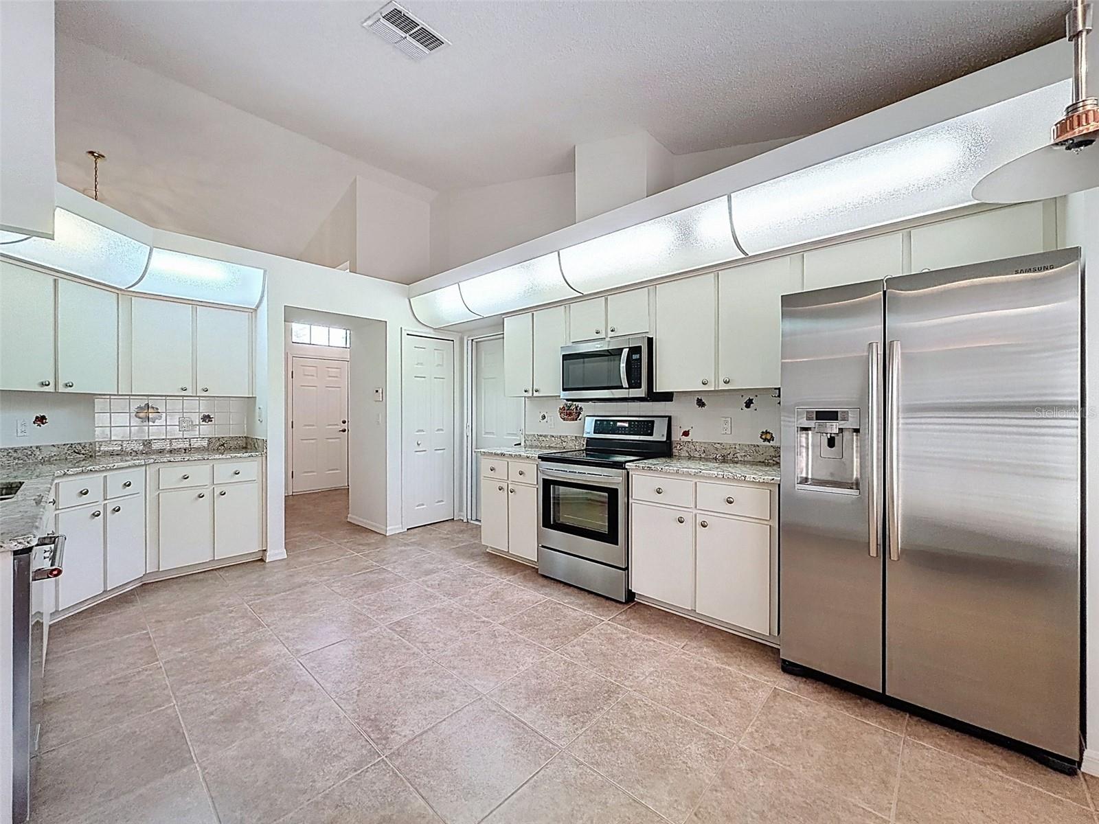 THE PRESERVE AT FAIRWAY OAKS - Residential