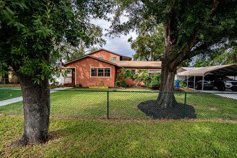 A home in TAMPA