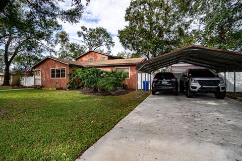 A home in TAMPA