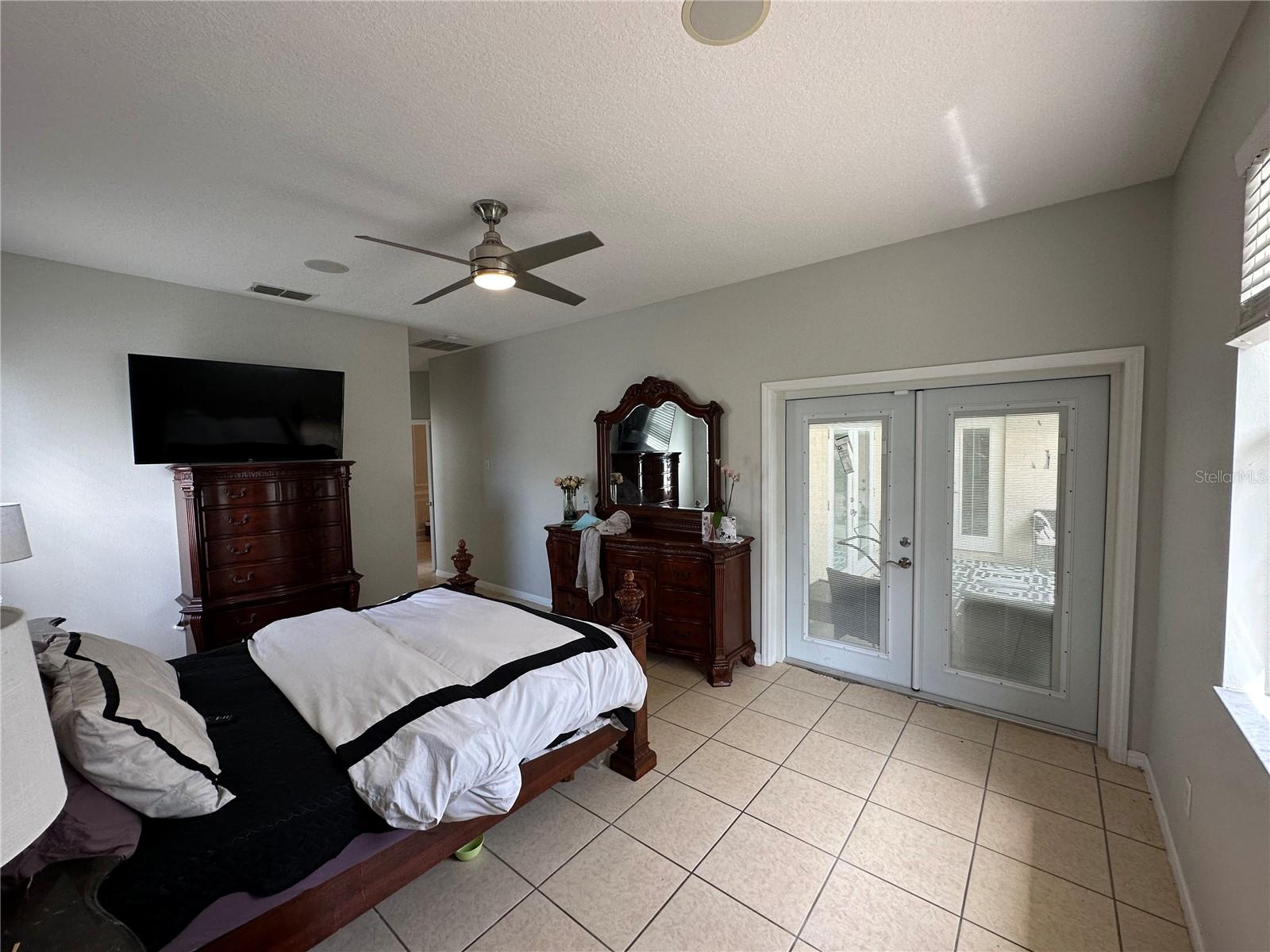 LEESBURG SLEEPY HOLLOW FIRST ADD - Residential