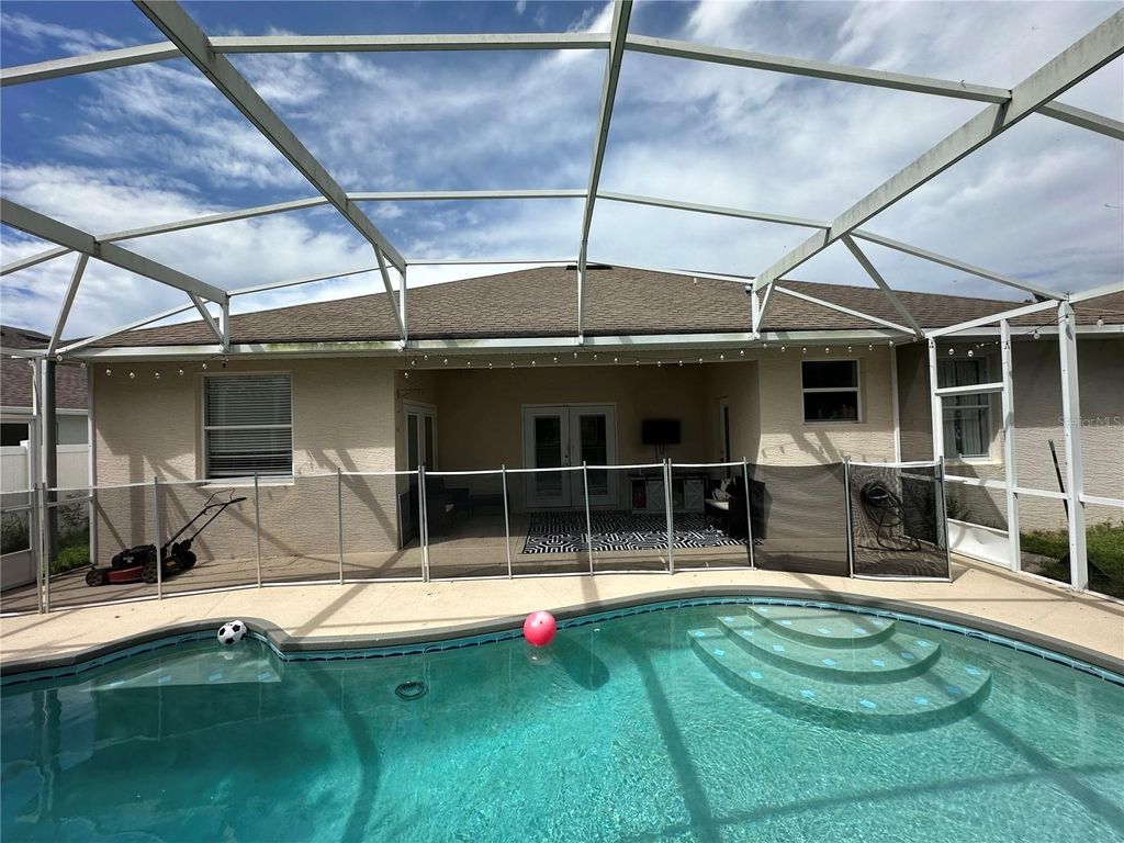 Photo of 2721 Athens Drive, Leesburg, FL 34748 (MLS # G5109513)