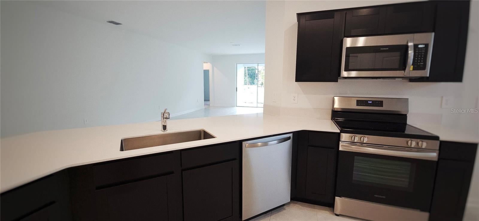 PEACE CRK RESERVE - Residential Lease