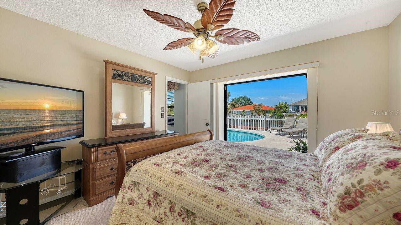 WATERFRONT ESTATES - Residential