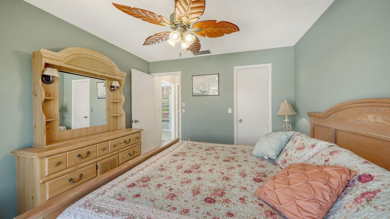 WATERFRONT ESTATES - Residential