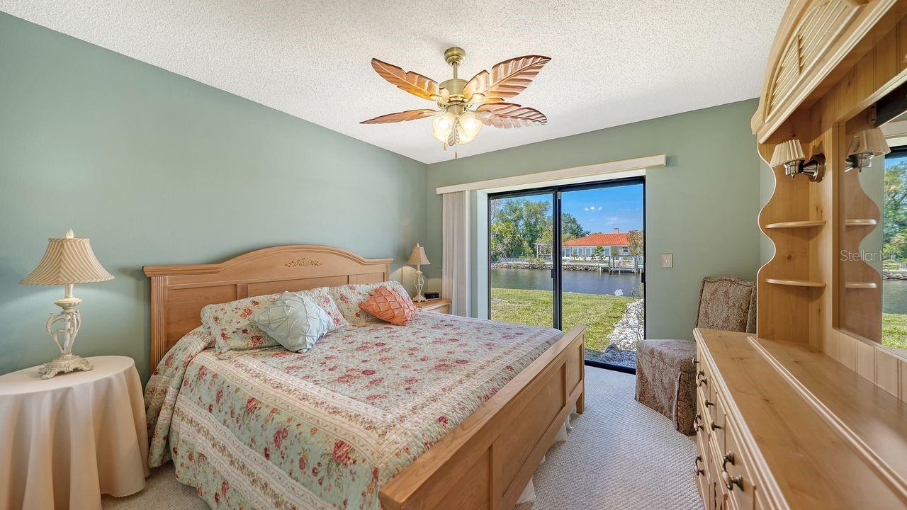 WATERFRONT ESTATES - Residential