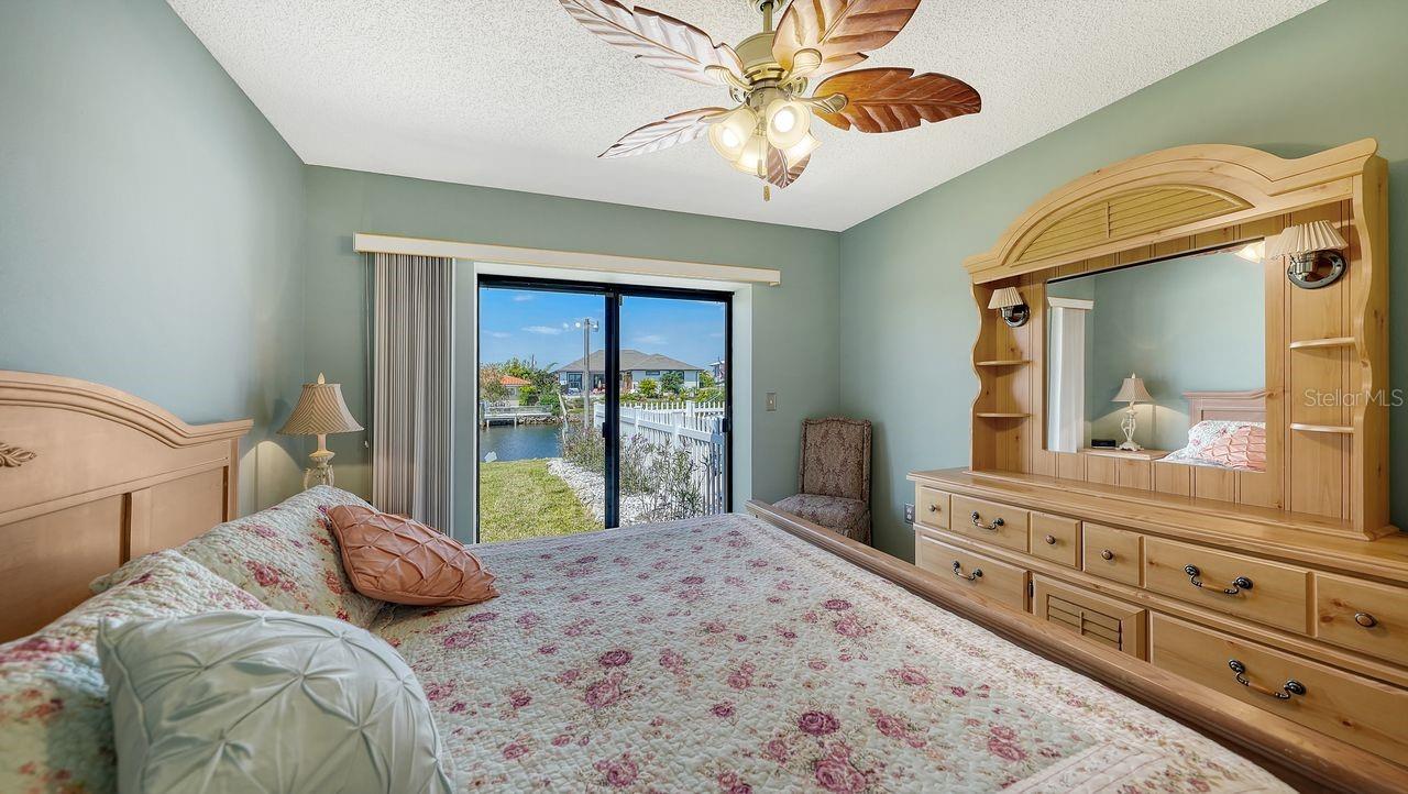 WATERFRONT ESTATES - Residential