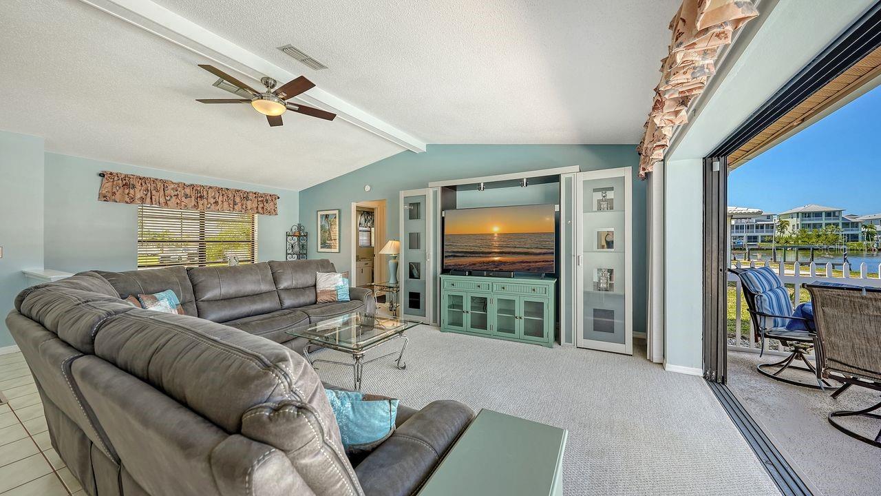 WATERFRONT ESTATES - Residential