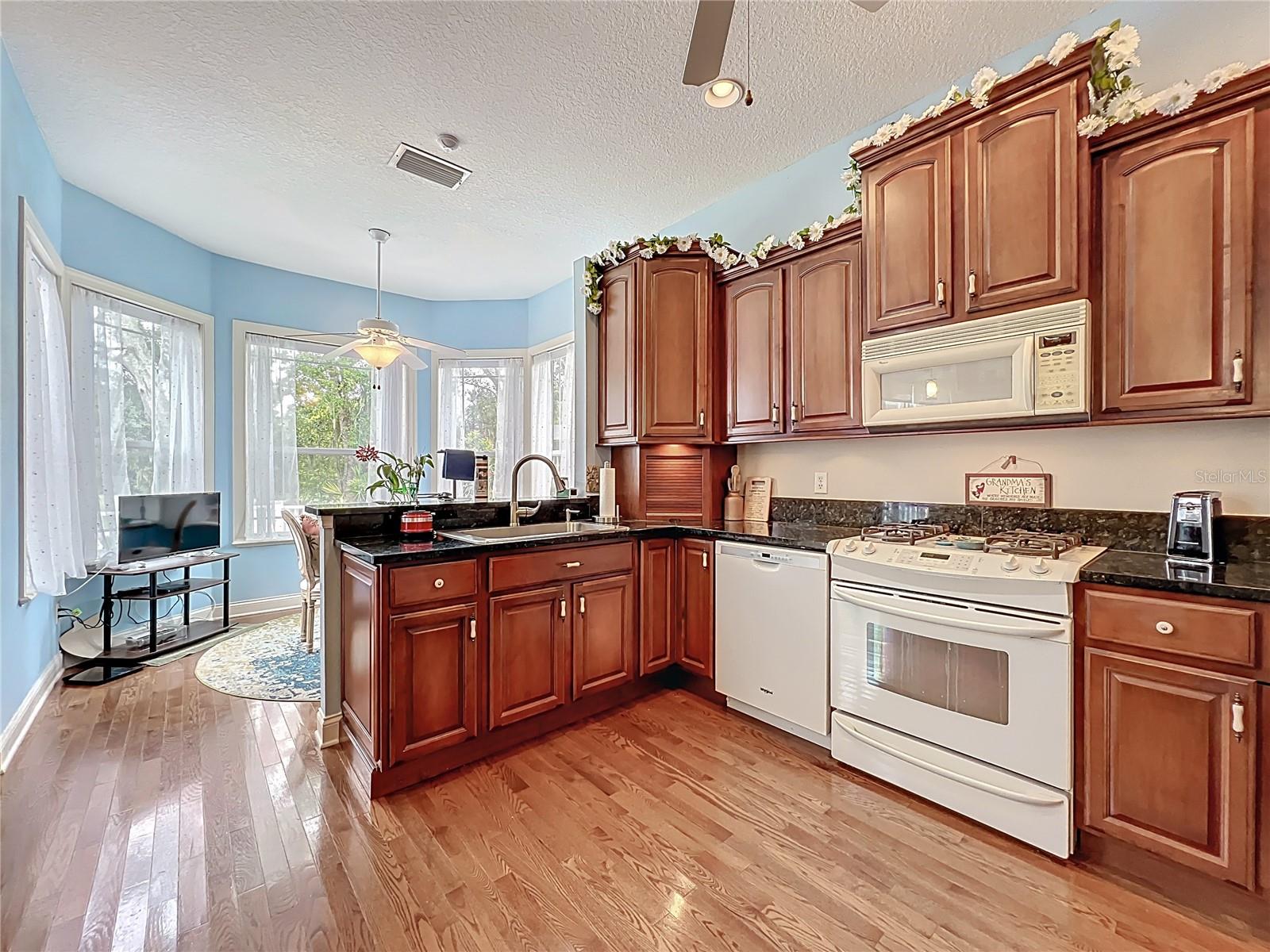 CHESTNUT RIDGE - Residential