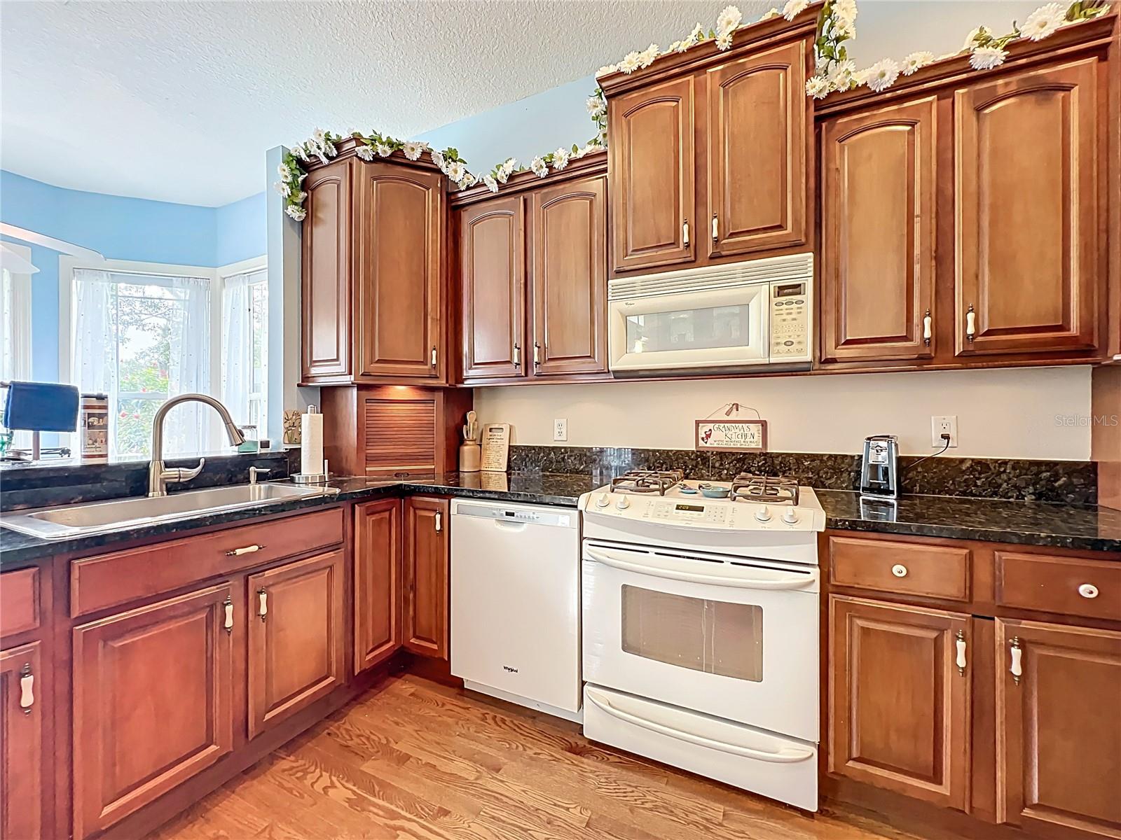 CHESTNUT RIDGE - Residential