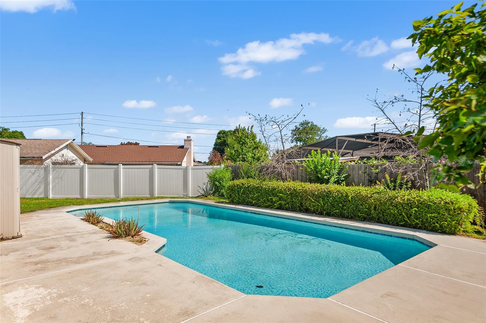 BAY LAKES AT GRANADA SEC 04 - Residential