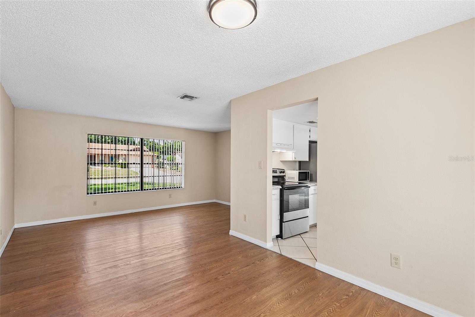 BAY LAKES AT GRANADA SEC 04 - Residential