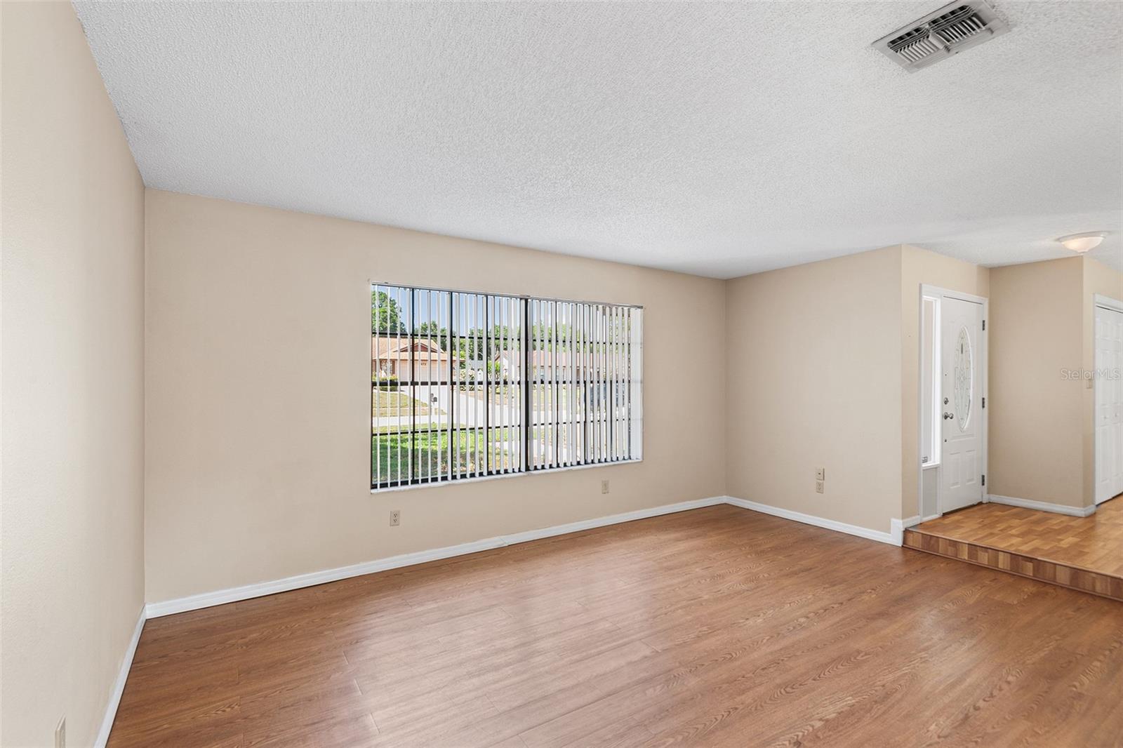 BAY LAKES AT GRANADA SEC 04 - Residential