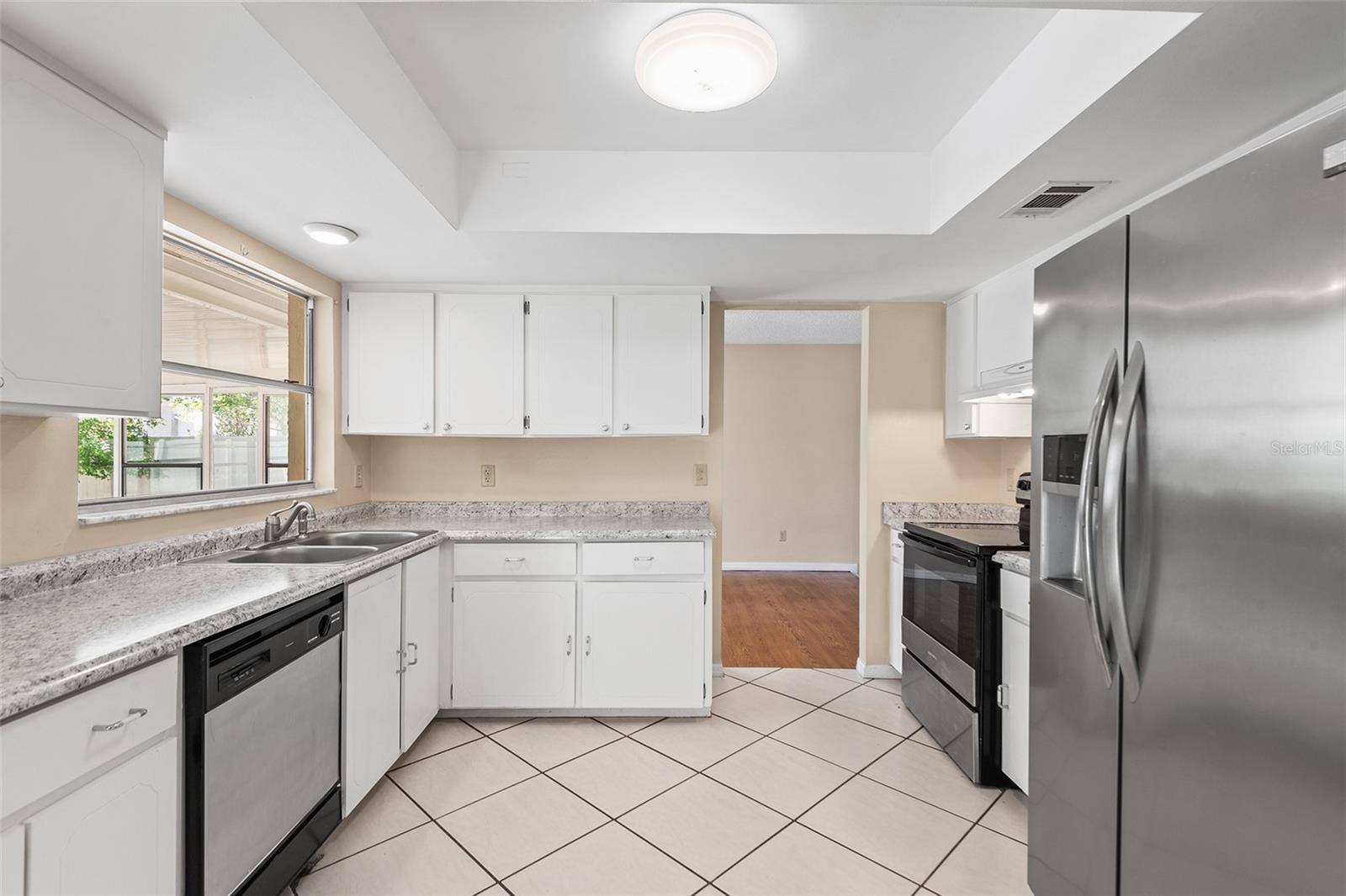 BAY LAKES AT GRANADA SEC 04 - Residential