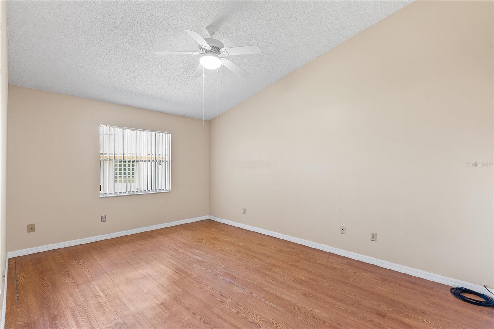 BAY LAKES AT GRANADA SEC 04 - Residential