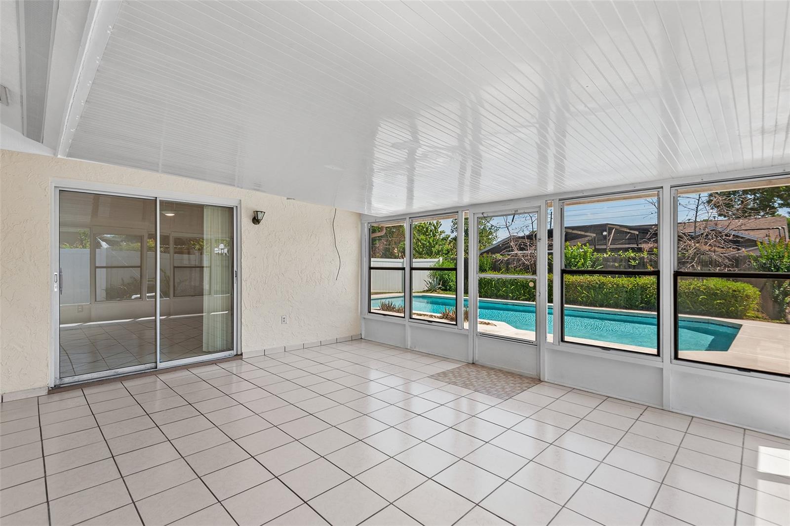 BAY LAKES AT GRANADA SEC 04 - Residential