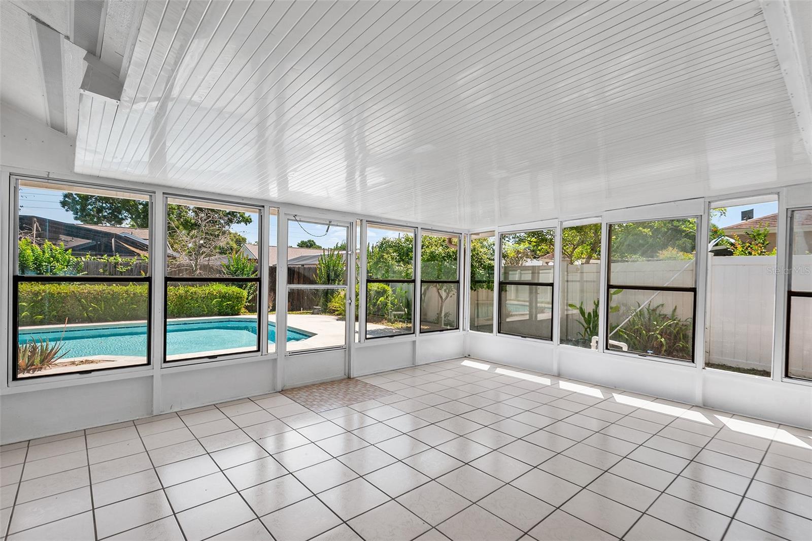 BAY LAKES AT GRANADA SEC 04 - Residential