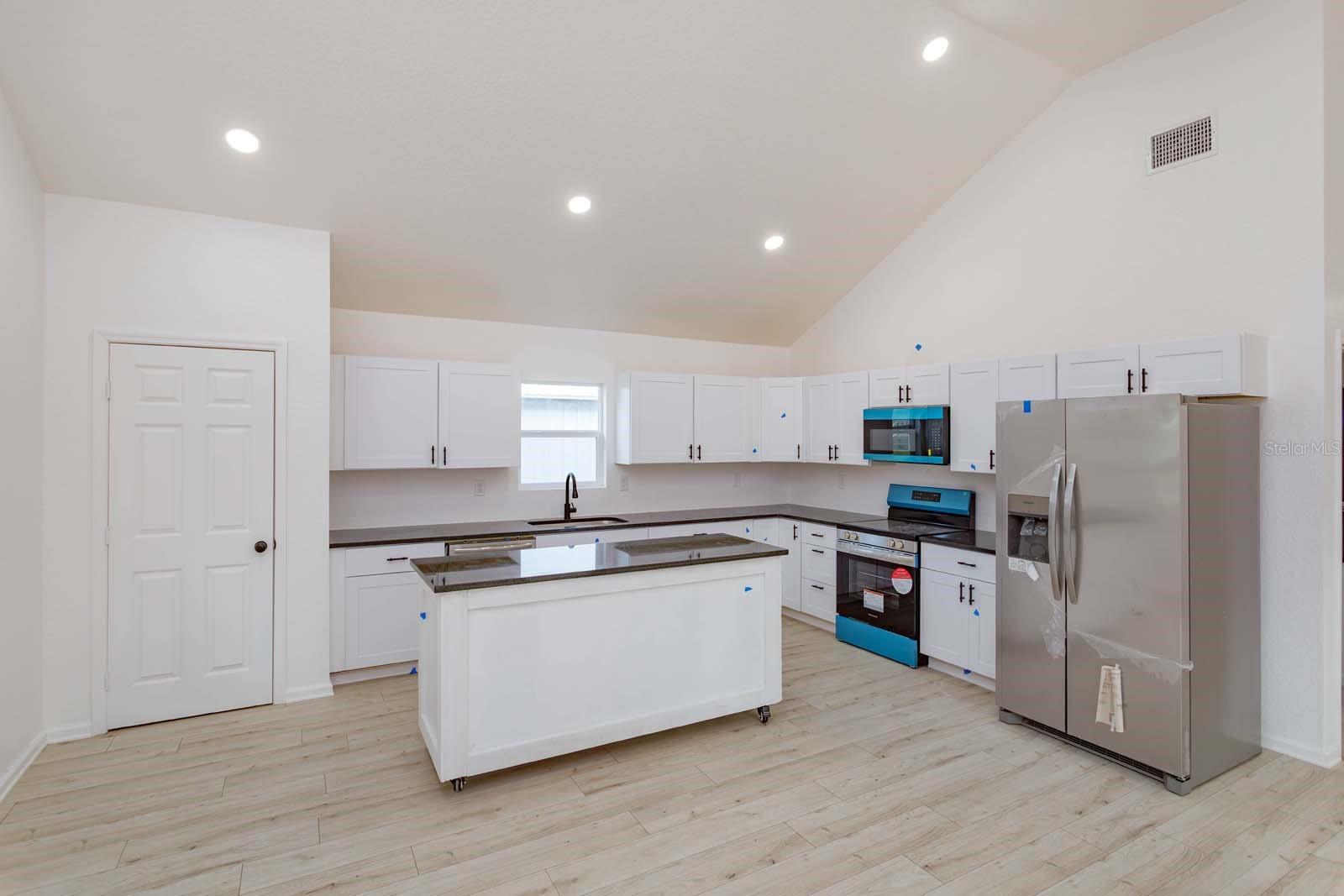 CROOM-A-COOCHEE ESTATES - Residential