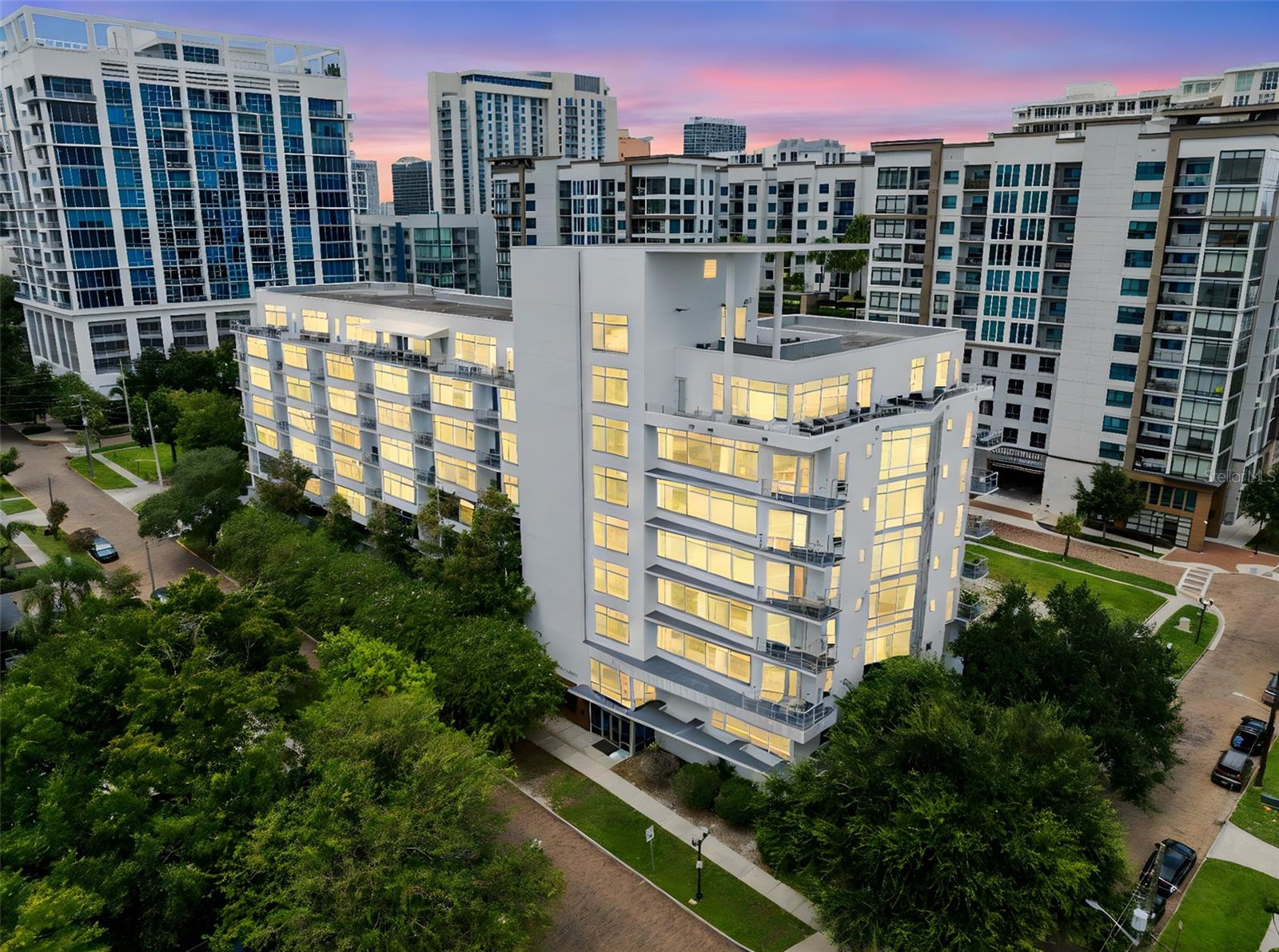 525 E JACKSON STREET 601