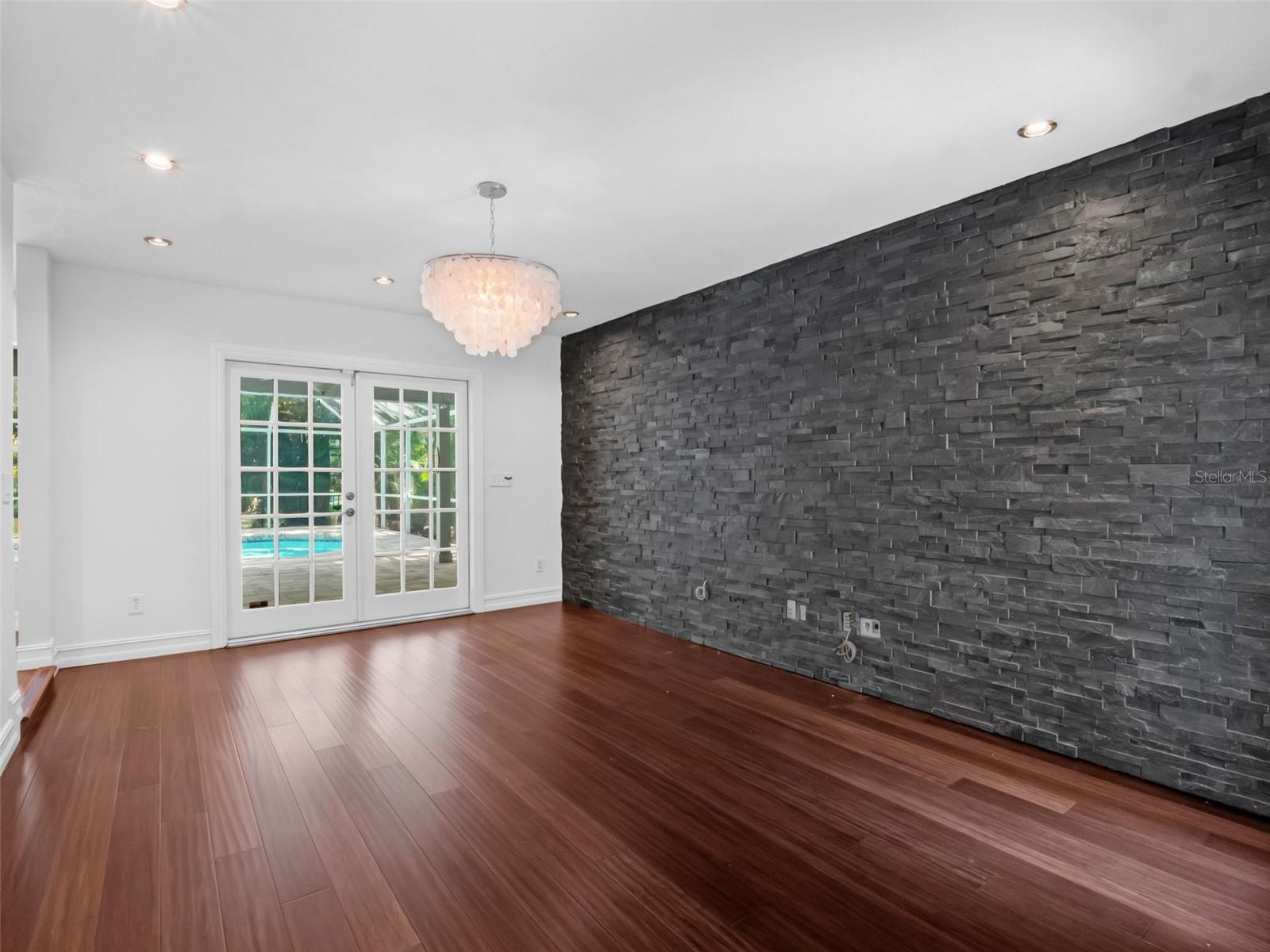 ANDY ESTATES - Residential