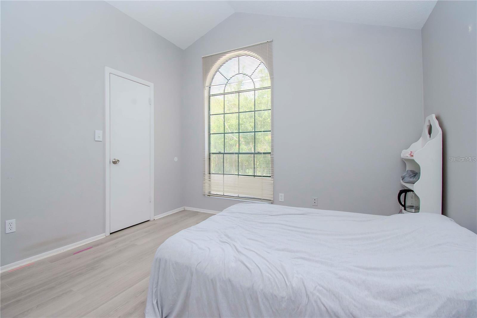 THE GRAND RESERVE CONDO - Residential Lease