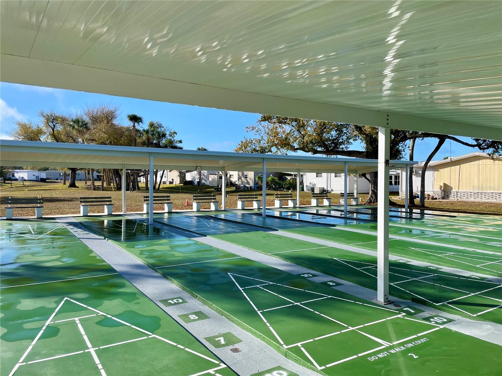 HOLIDAY PARK - Residential