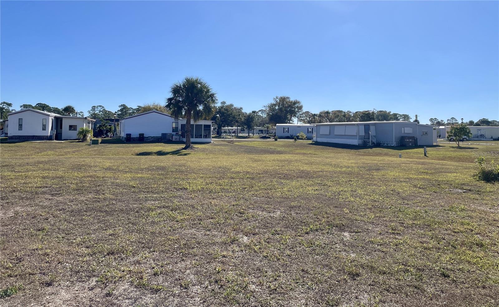 HOLIDAY PARK - Residential