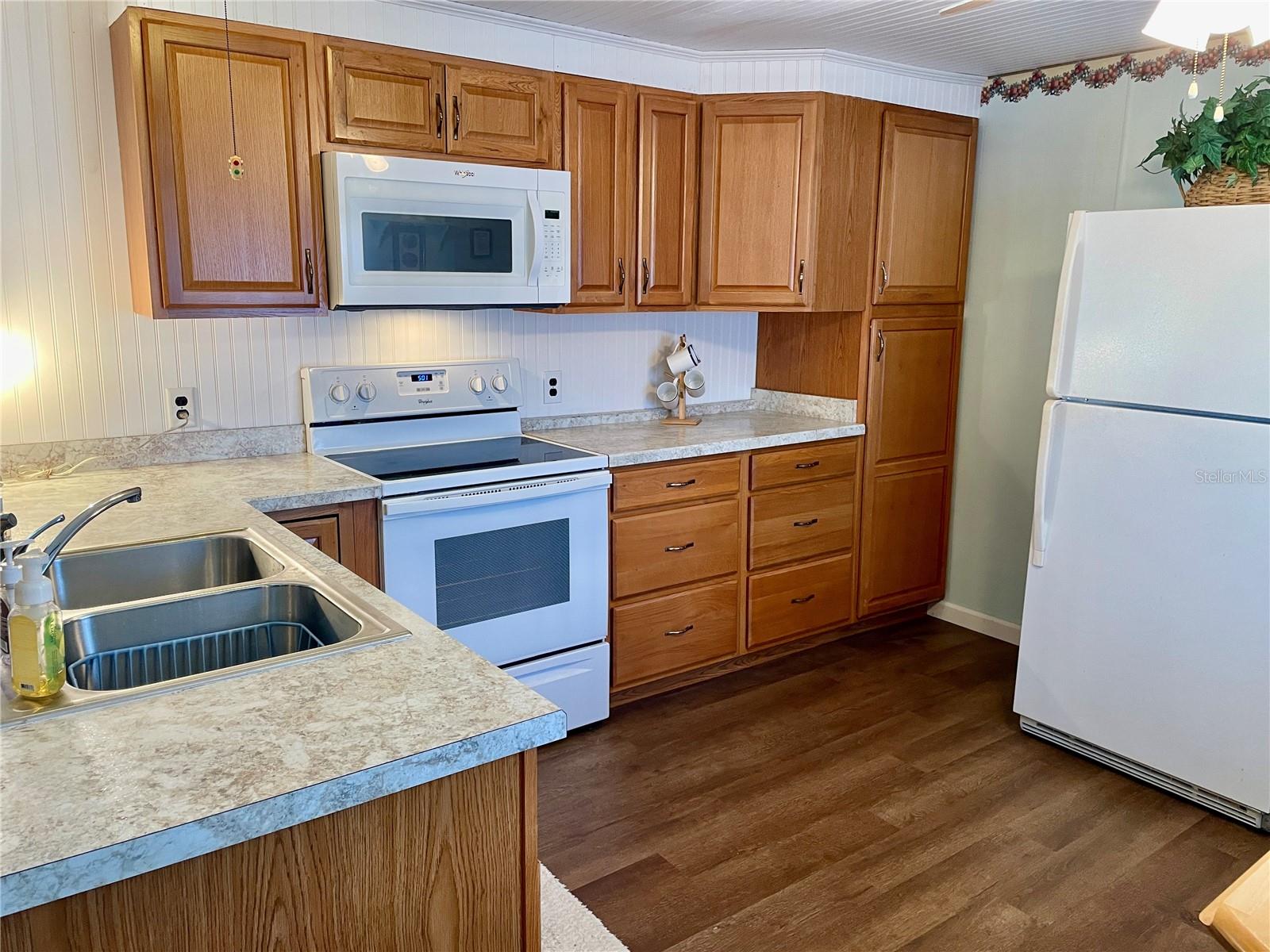 HOLIDAY PARK - Residential