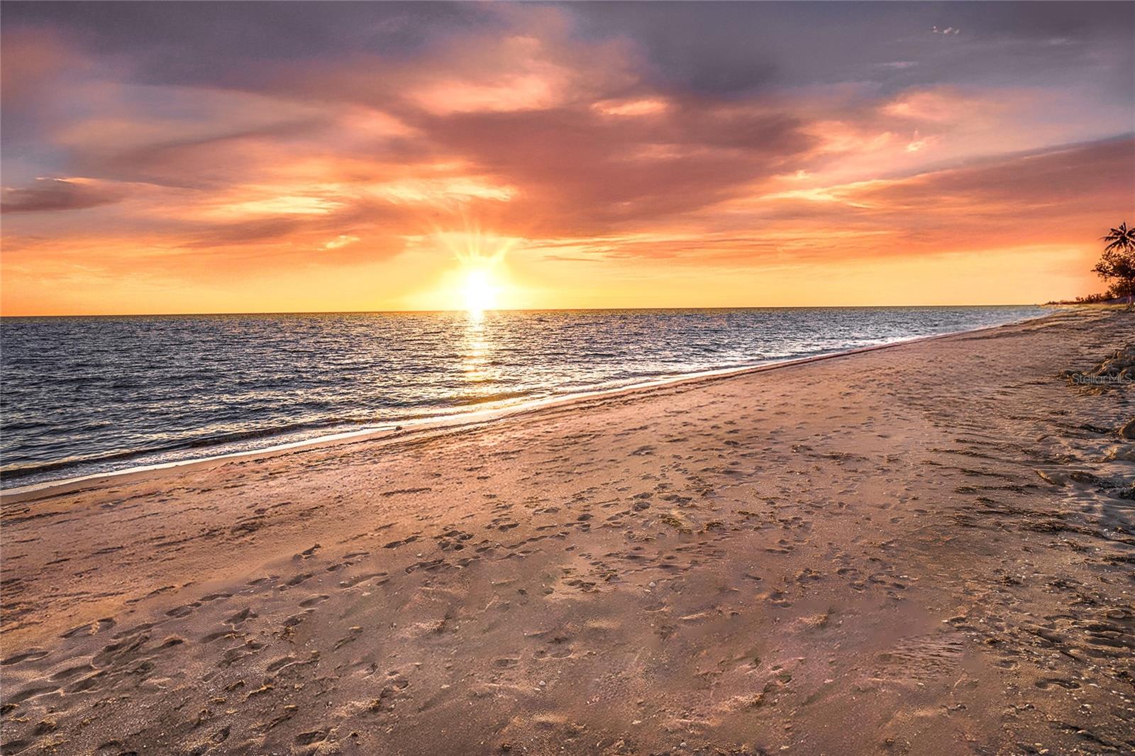 MANASOTA SHORES - Land