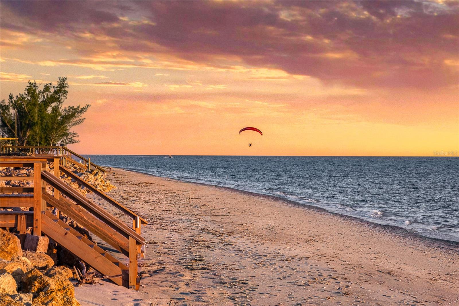 MANASOTA SHORES - Land