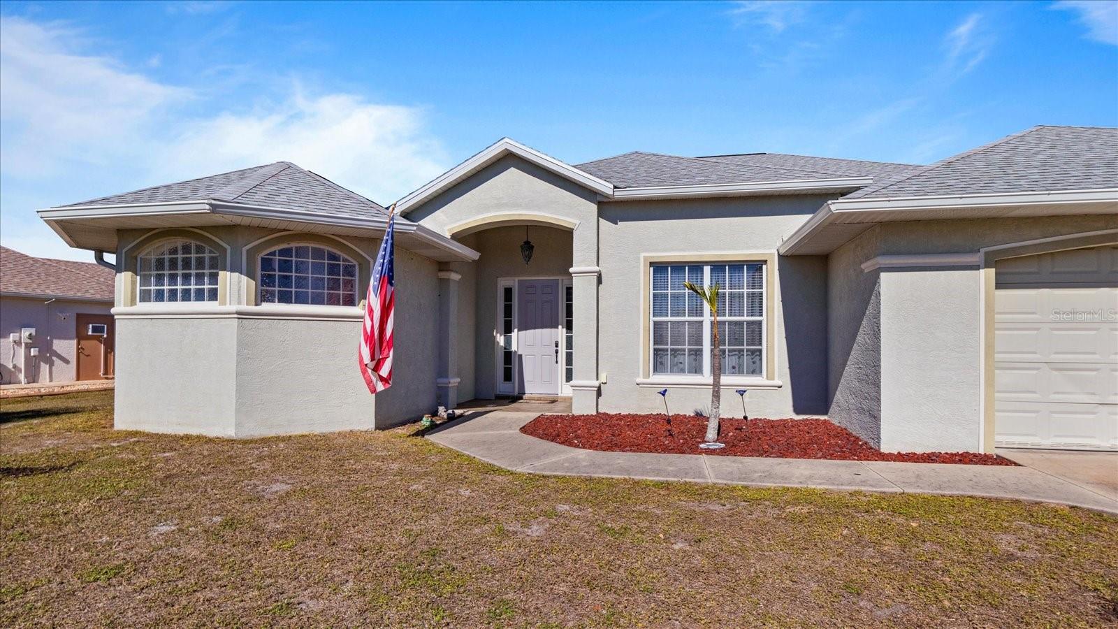 17220 HORIZON LANE