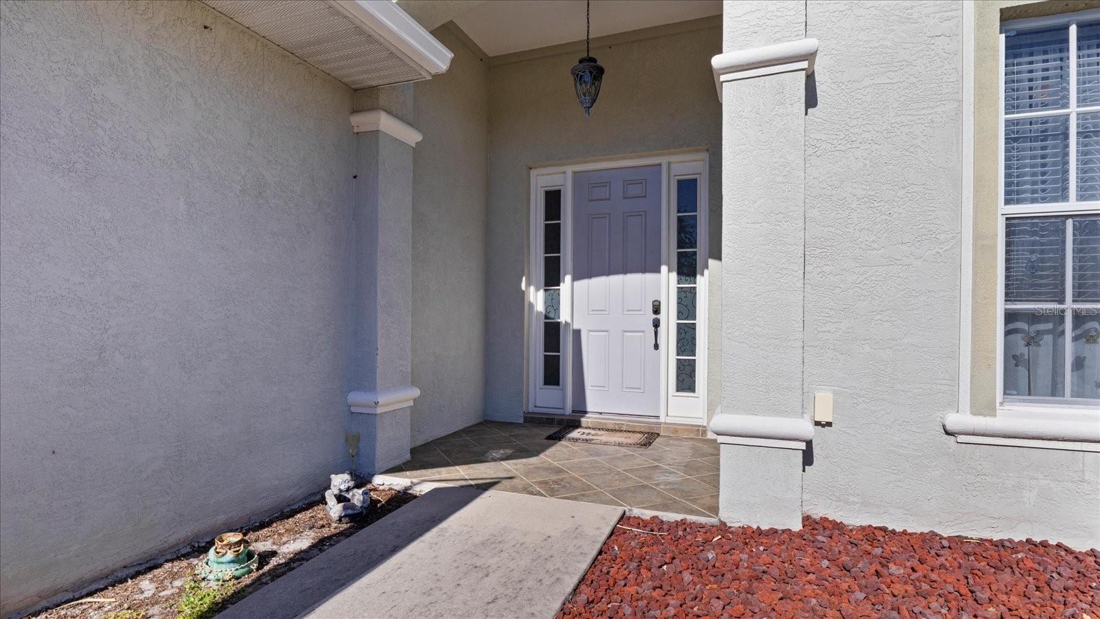 17220 HORIZON LANE