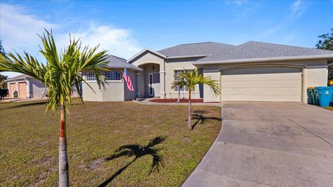 A home in PORT CHARLOTTE