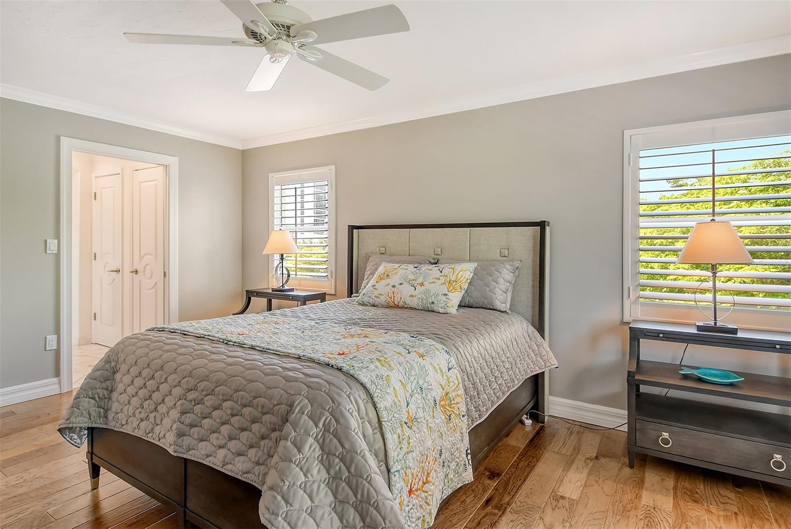 HARBOR HOUSE SOUTH - Residential