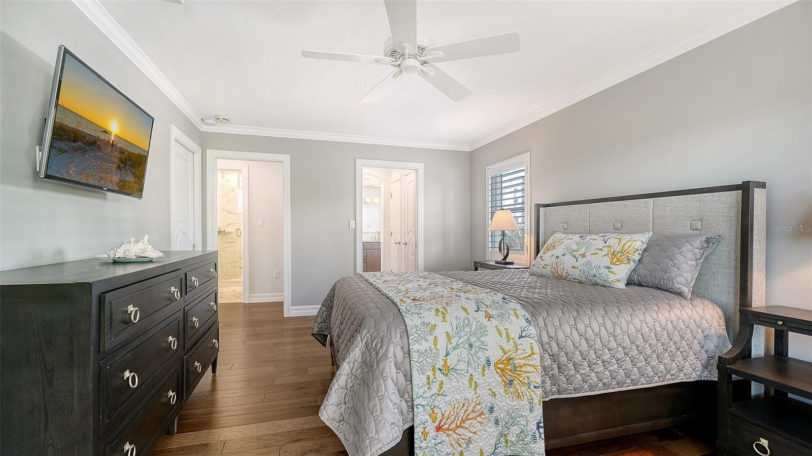 HARBOR HOUSE SOUTH - Residential