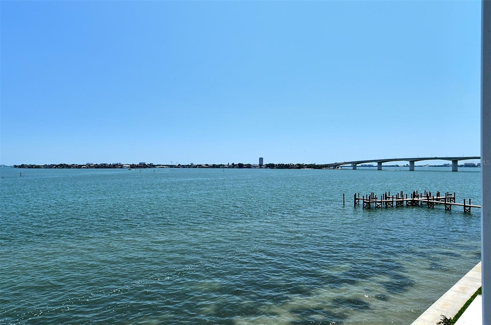 HARBOR HOUSE SOUTH - Residential