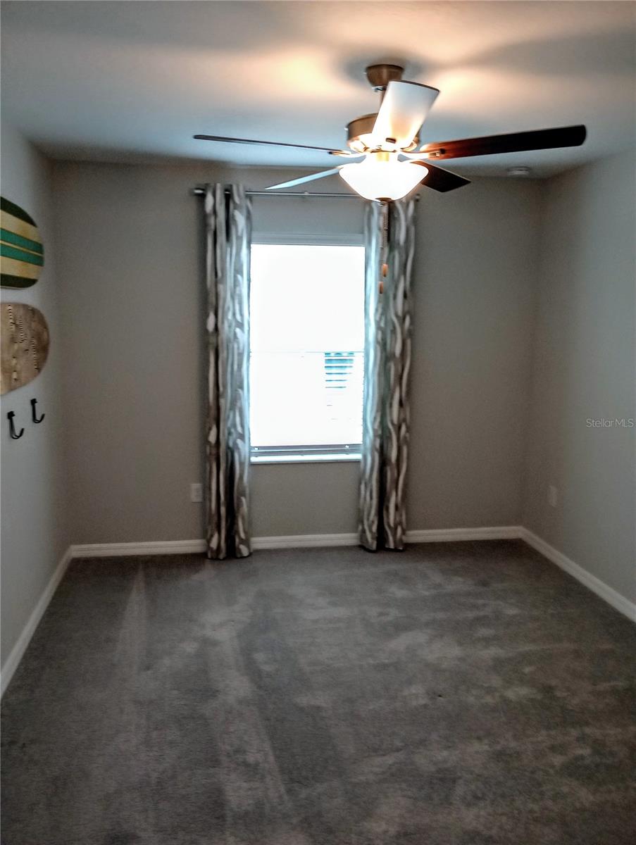 TOWNES/LK THOMAS PH 2 - Residential Lease