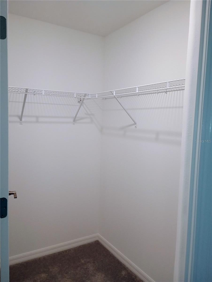 TOWNES/LK THOMAS PH 2 - Residential Lease