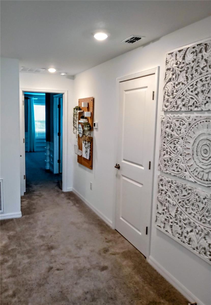 TOWNES/LK THOMAS PH 2 - Residential Lease