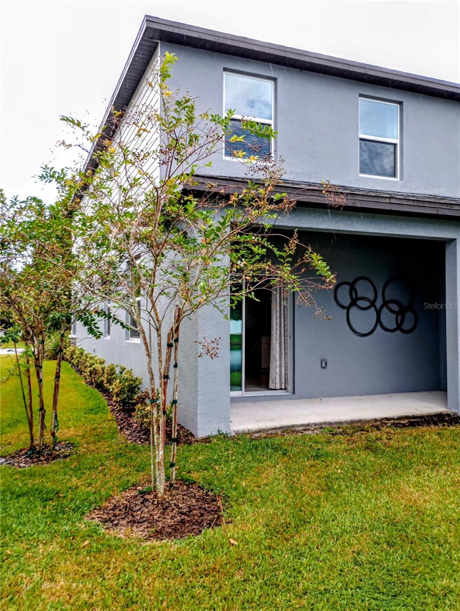 TOWNES/LK THOMAS PH 2 - Residential Lease