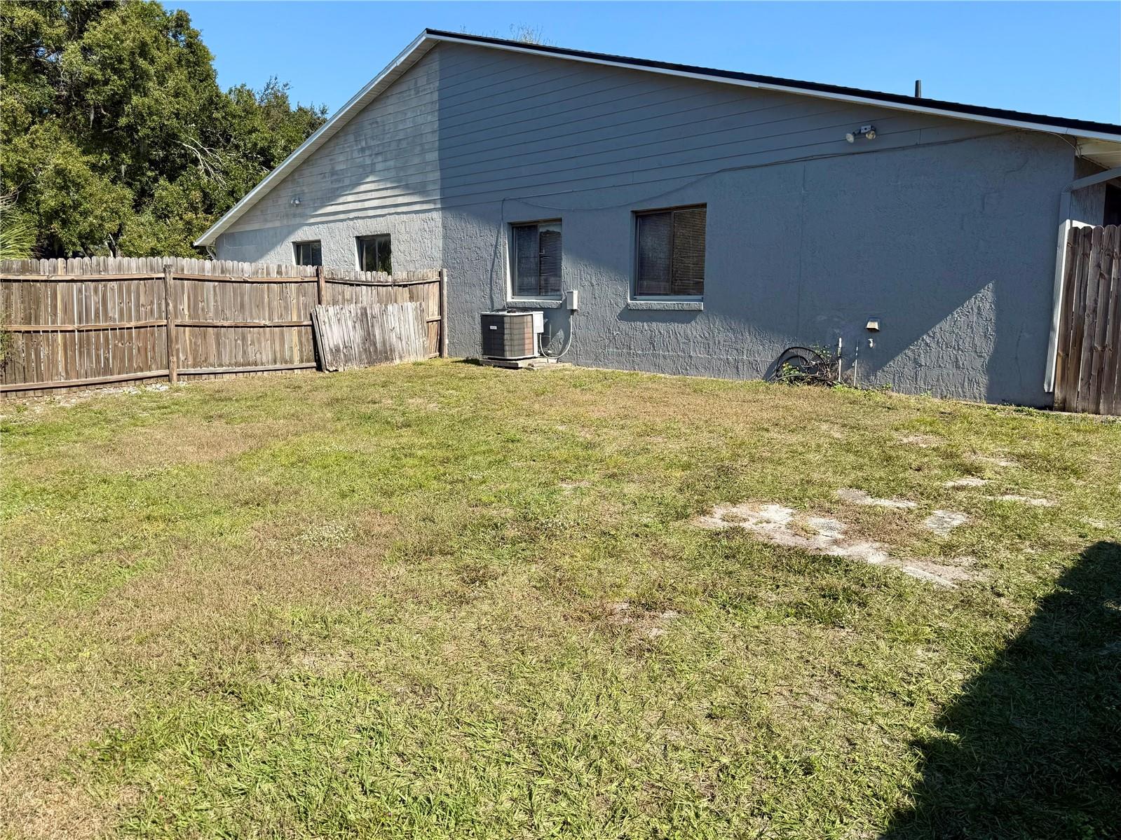 ARBOR WOODS NORTH - Residential Lease