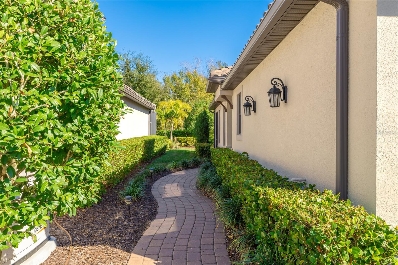 5804 SEMOLINO STREET