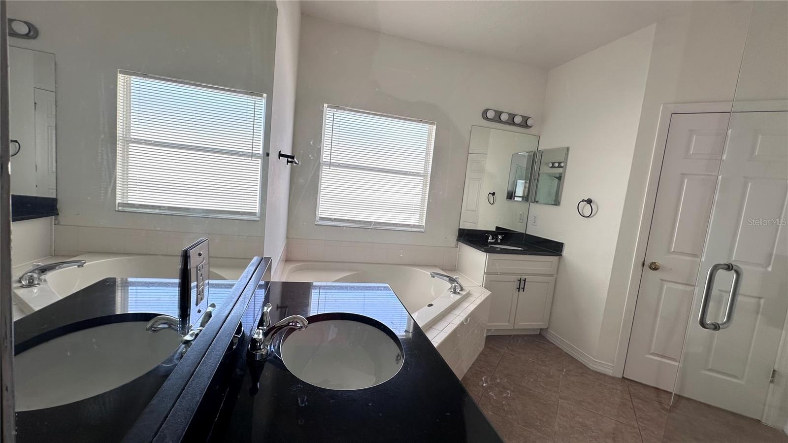 FALCON TRACE UNIT 9 - Residential Lease