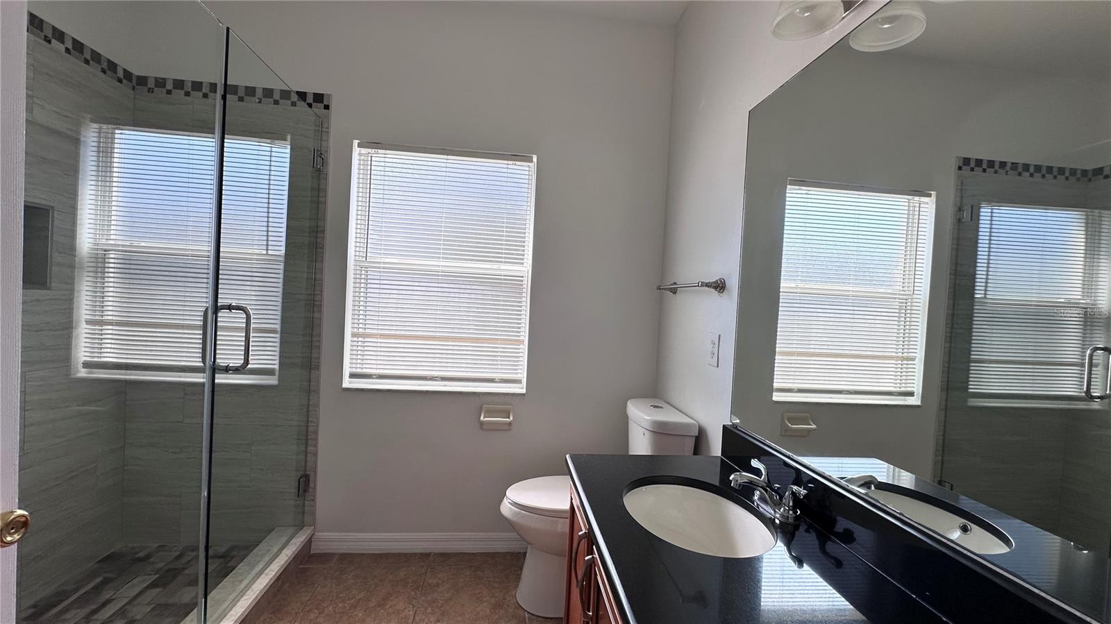 FALCON TRACE UNIT 9 - Residential Lease